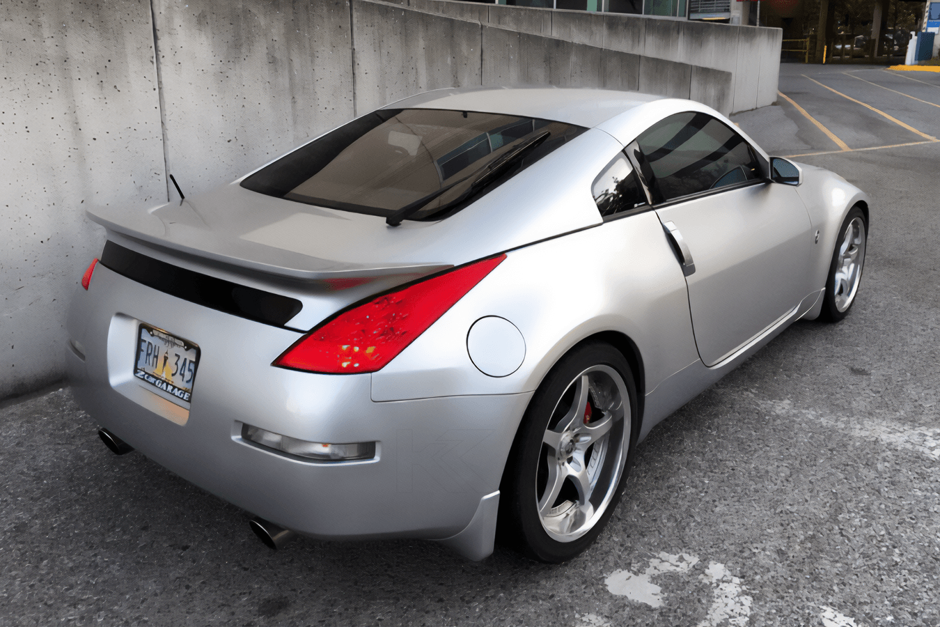 Nissan Fairlady 350z Black Stillen Look Duck Tail Trunk Spoiler (2002 - 2008)