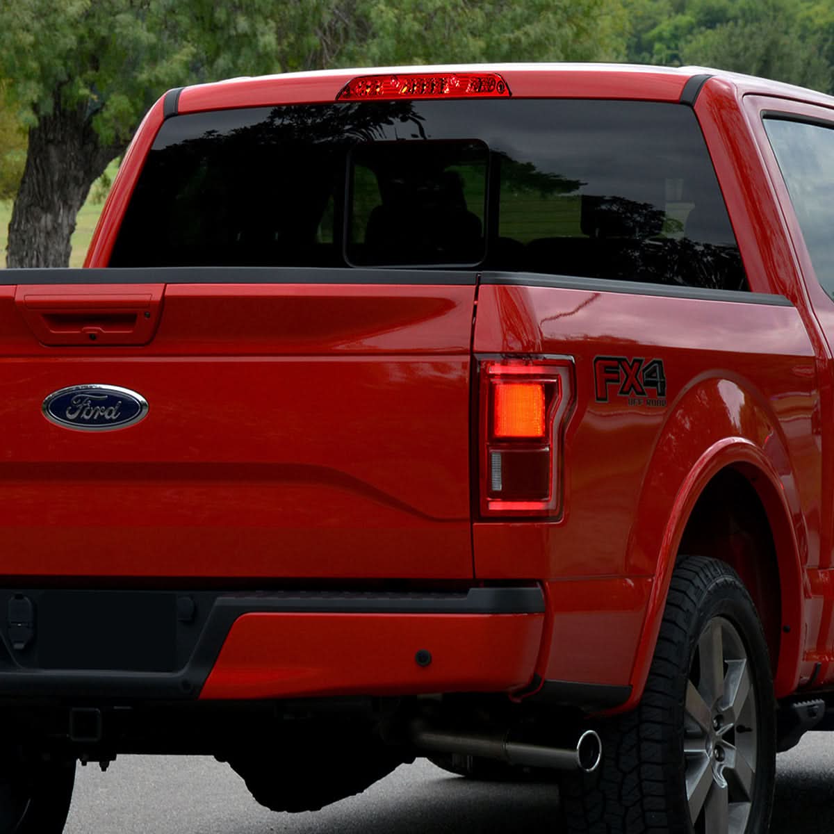 15-20 Ford F-150/F-250/F-350/F-450/F-550 LED Third Brake Light - Red