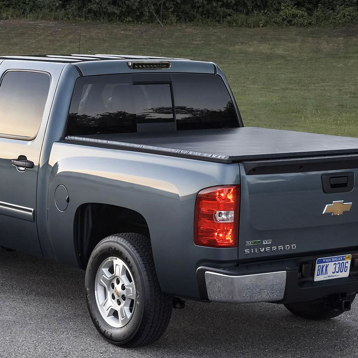 07-14 Chevrolet Silverado GMC Sierra LED 3rd Brake Light Black