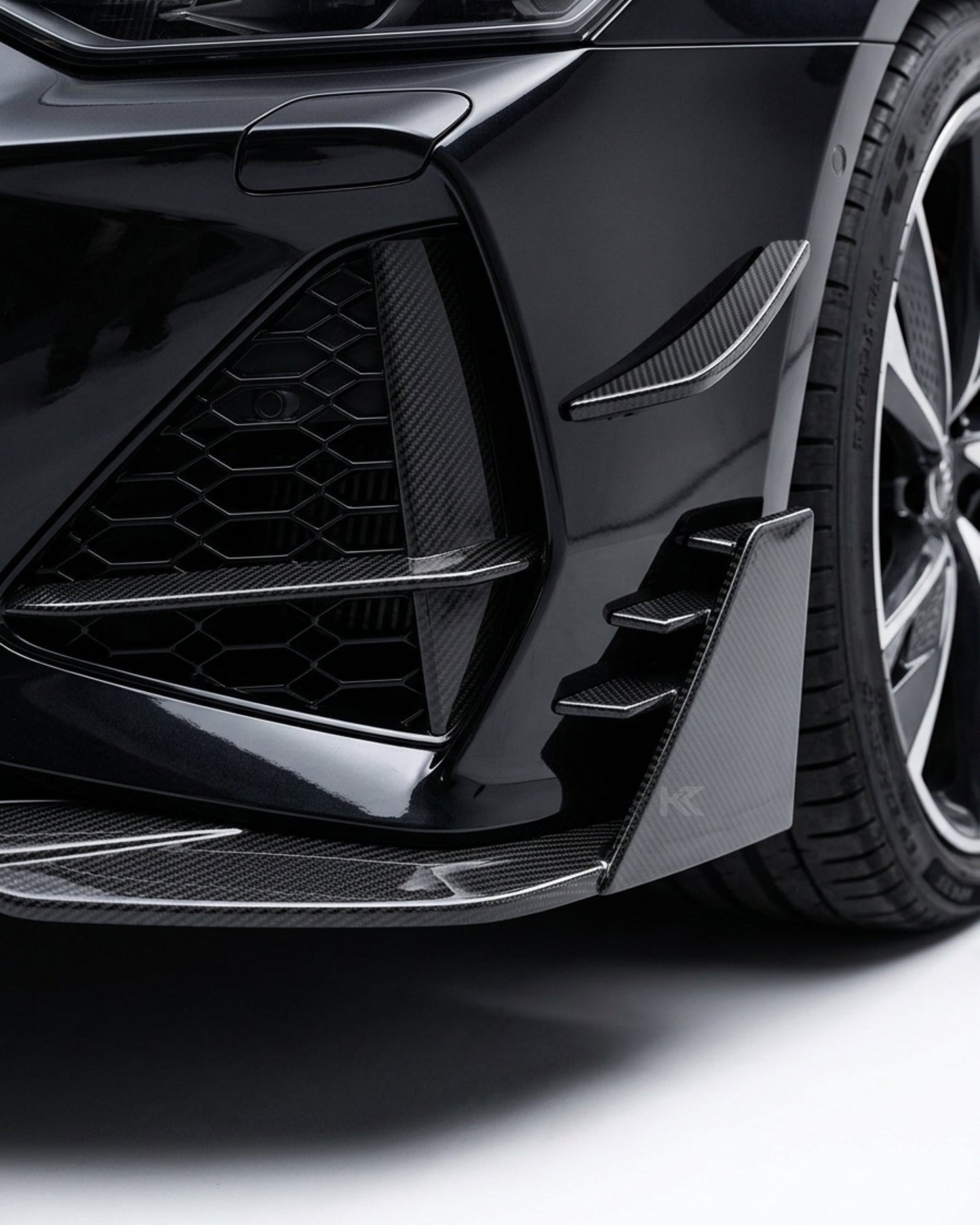 2020–2021 Audi RS7 C8 Sportback Front Bumper Diffuser Lip Set – Pre-Preg Dry Carbon Fiber