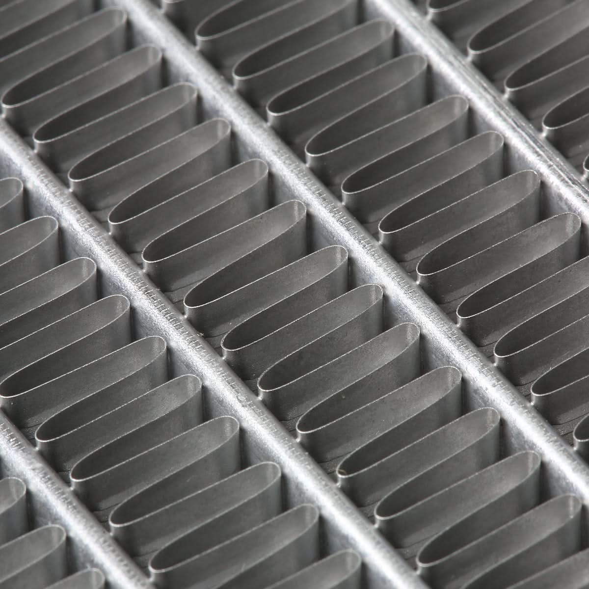 12-16 BMW 228i/320i/328i/335i/428i/435i Radiator Auto Non-M Sport
