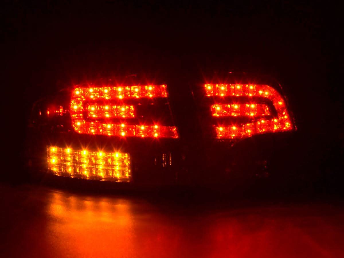 Audi A4 (B7/8E) Sedan Red Smoke LED Taillights Set w/ LED Indicators (2004-2007)