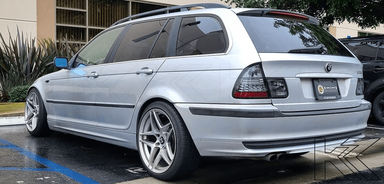 BMW 3-series E46 Wagon/Touring Smoked LED Taillights Set (1999-2005)