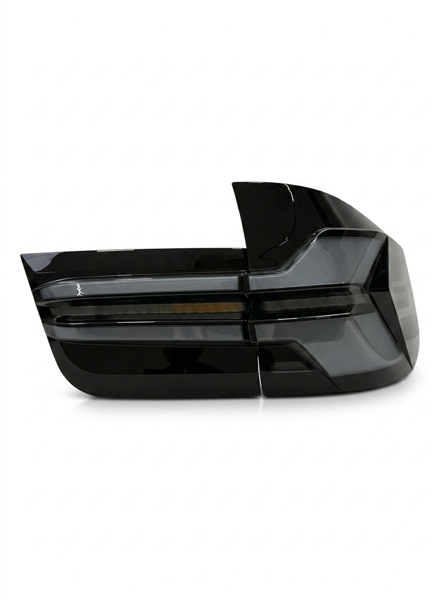 BMW X5 E70 Tail Light Assembly with 35W LED Running Lights & Dynamic Turn Signal 2007 - 2013 (Replaces 63217167055)