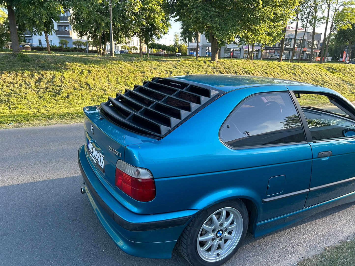 BMW E36 Compact Series 3 Black Back Windshield Louvers (1992 - 1999)