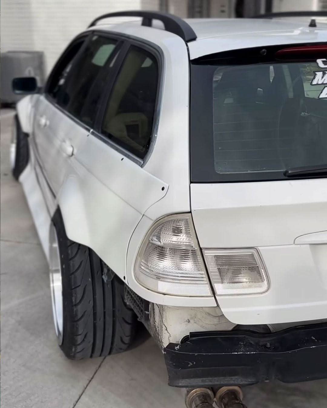BMW E46 Touring Series 3 Wide Body Kits (1997 - 2005)
