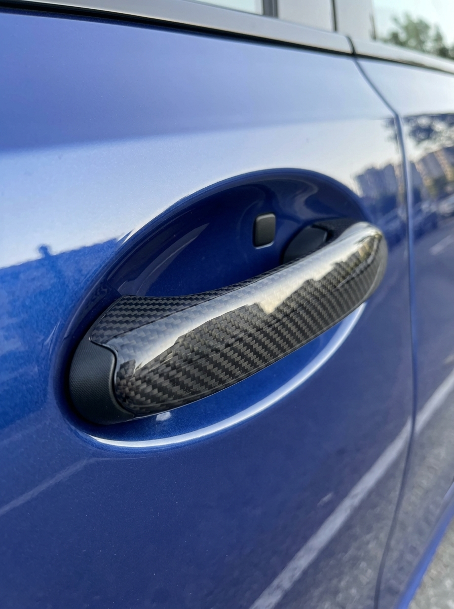 BMW 5 Series G30 F90 Carbon Fiber Door Handle Cover (2017+)