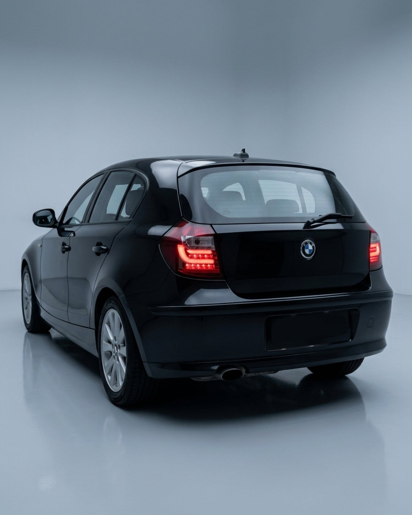 BMW 1 Series E87 E81 120i 130i LED Tail Light Upgrade (2005-2011)