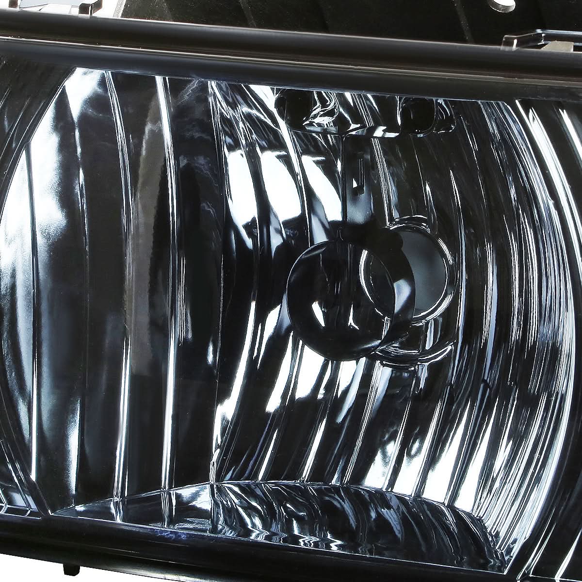 2004-2012 Chevrolet Colorado Smoke Fog Lights with H11 Bulb