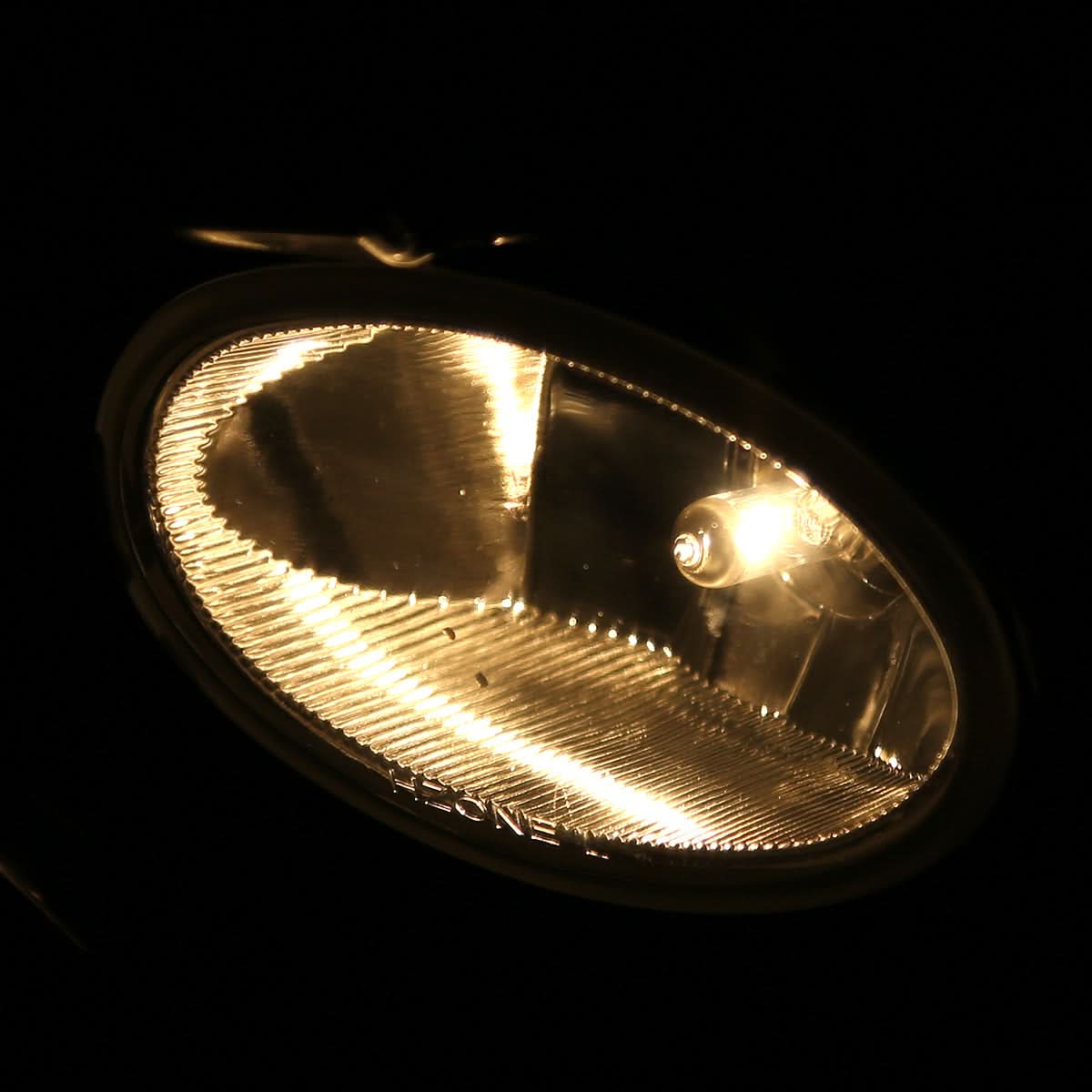 2010-2011 Honda CRV Fog Lights w/ Switch & H11 Bulb - Smoke