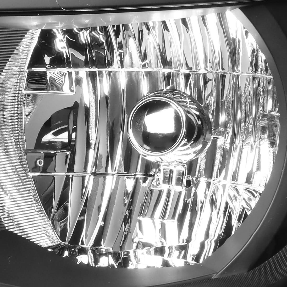 2015-2017 Chevrolet Colorado Black Housing Headlights w/ Amber Corner