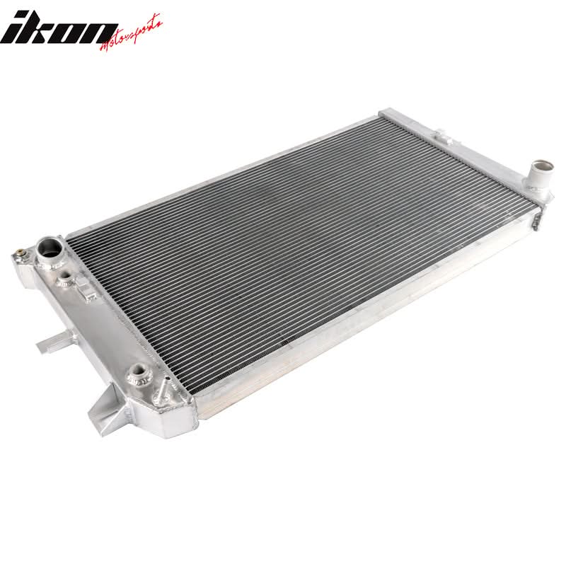 Fits 01-05 Chevy Silverado GMC Sierra 2500 3500 6.6L Cooling Radiator