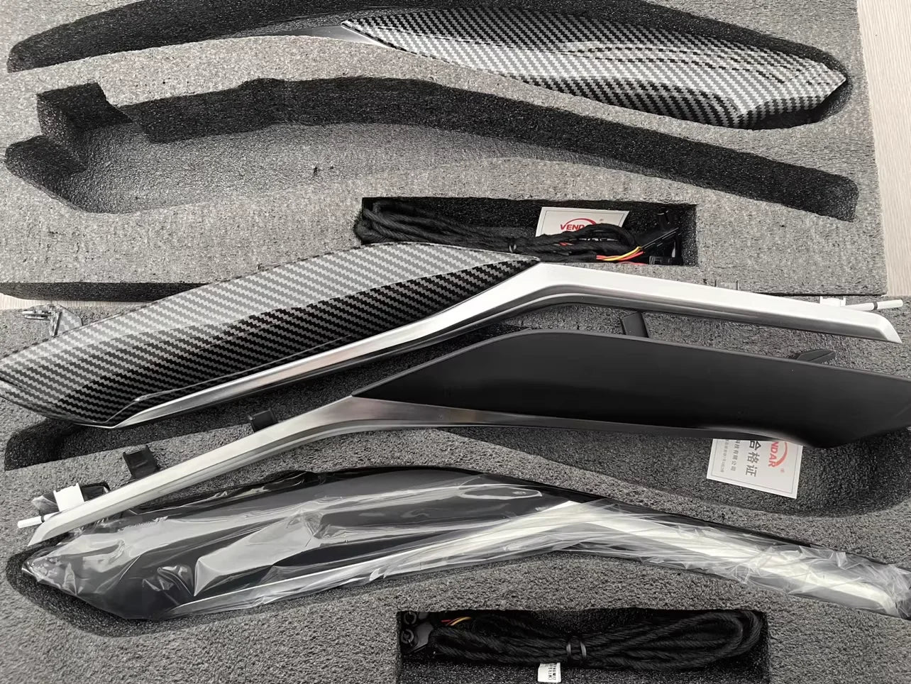 BMW 3 Series G20 / G80 & 4 Series G22 / G82 Center Console Saddle LED Ambient Light Kit 2020 - 2023 (11-Color)