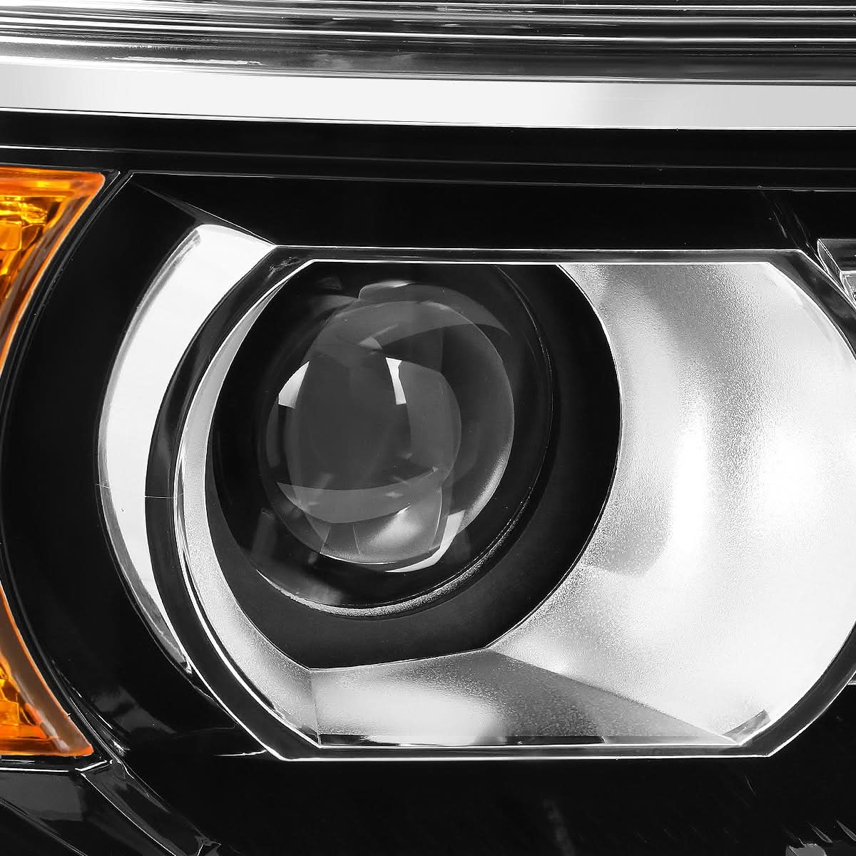 14-19 GMC Sierra OE Style Right Headlight - Black Housing H7 Halogen