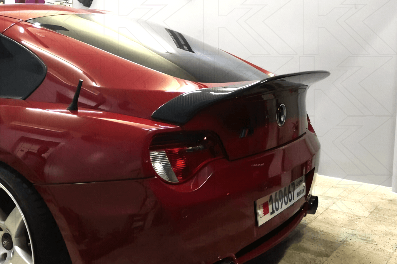 BMW Z4 E85/E86 Black Hyper Duck Tail Trunk Spoiler V2 (2003 - 2008)