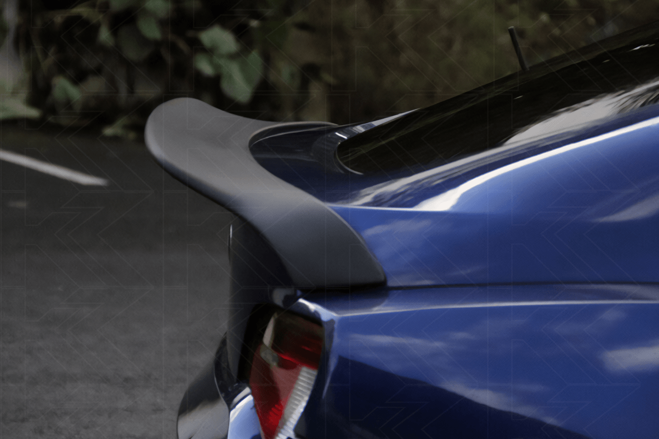 BMW Z4 E85/E86 Black Hyper Duck Tail Trunk Spoiler V2 (2003 - 2008)