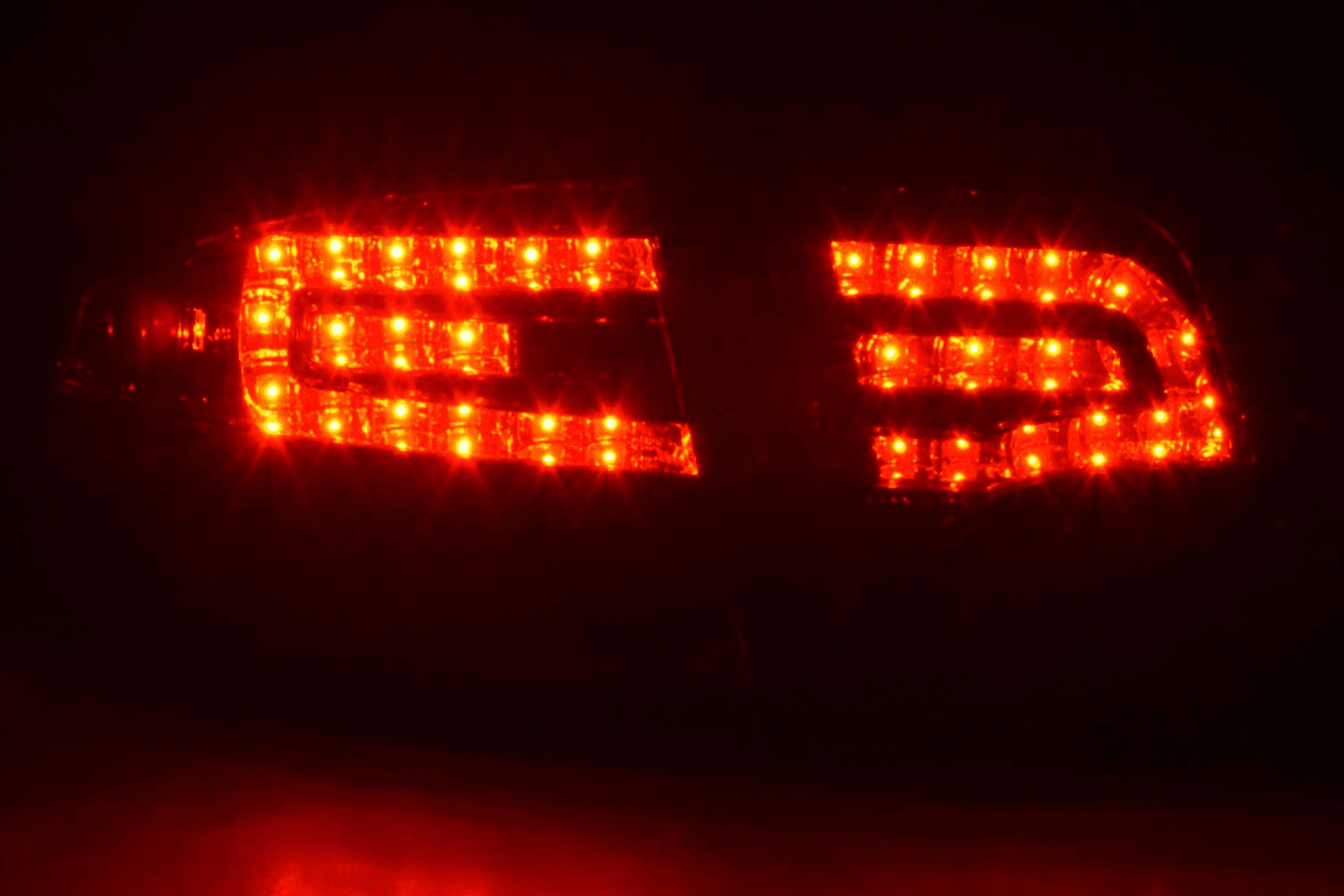 Audi A4 (B7/8E) Sedan Chrome Smoke LED Taillights Set (2004-2007)