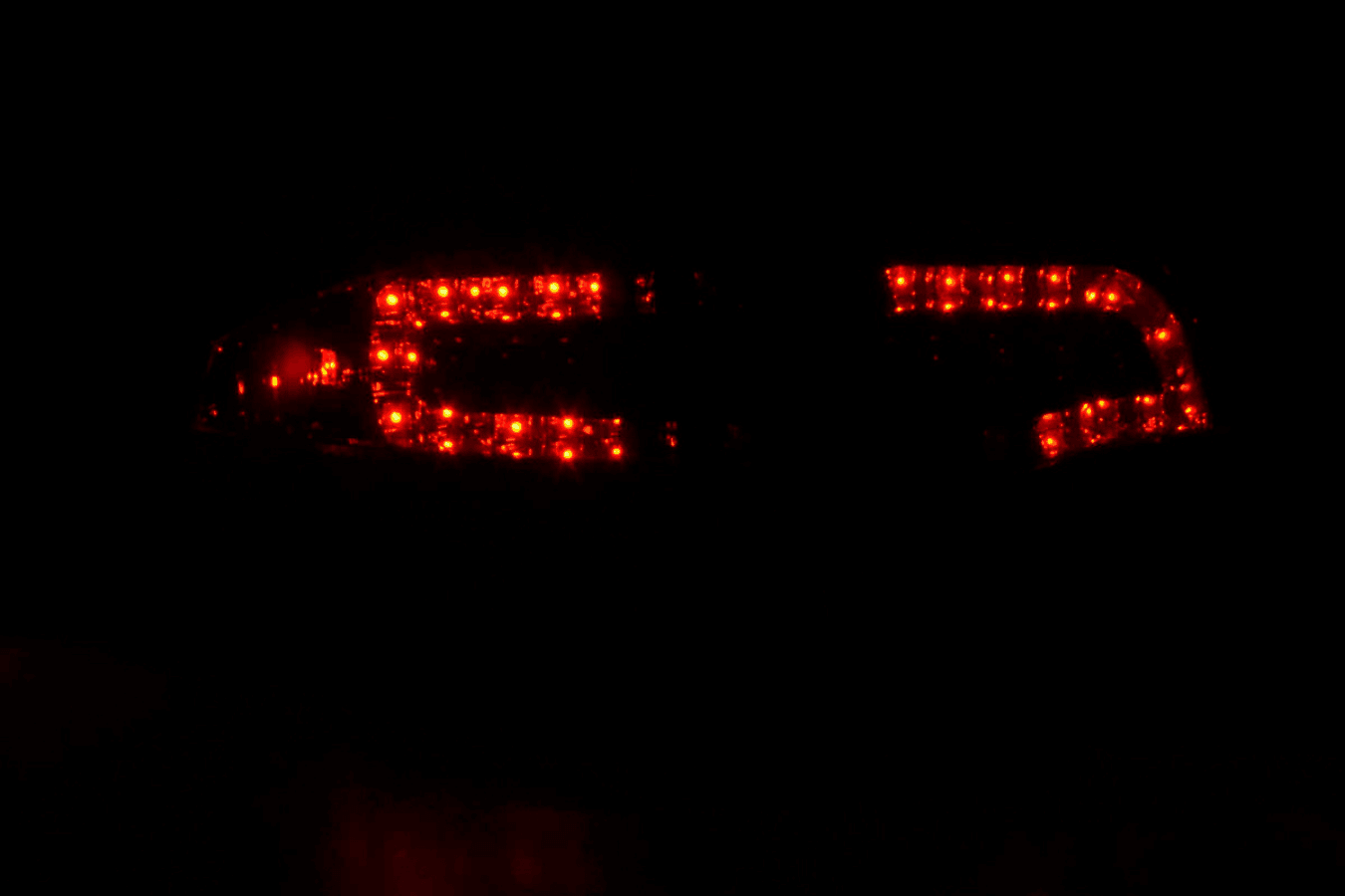 Audi A4 (B7/8E) Sedan Red Smoke LED Taillights Set (2004-2007)
