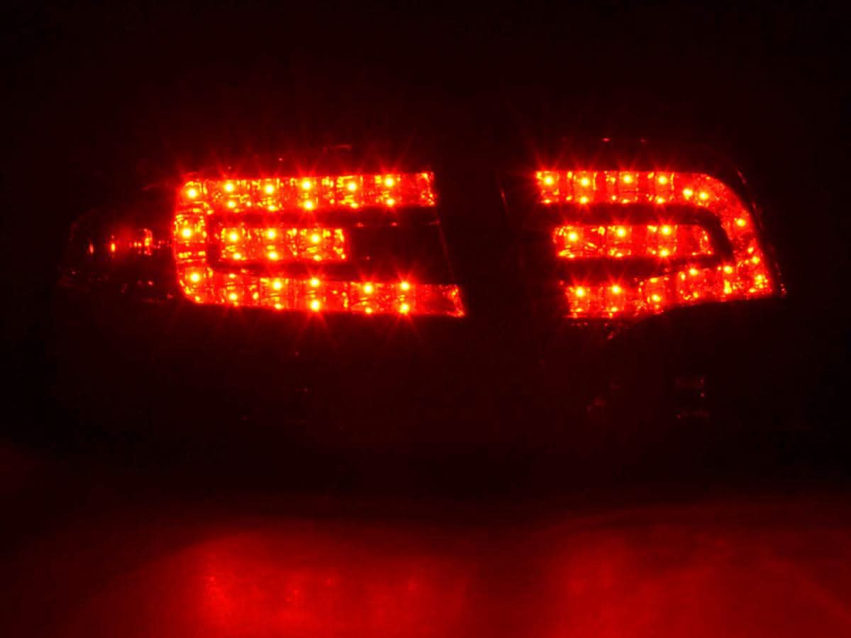 Audi A4 (B7/8E) Sedan Red Smoke LED Taillights Set w/ LED Indicators (2004-2007)