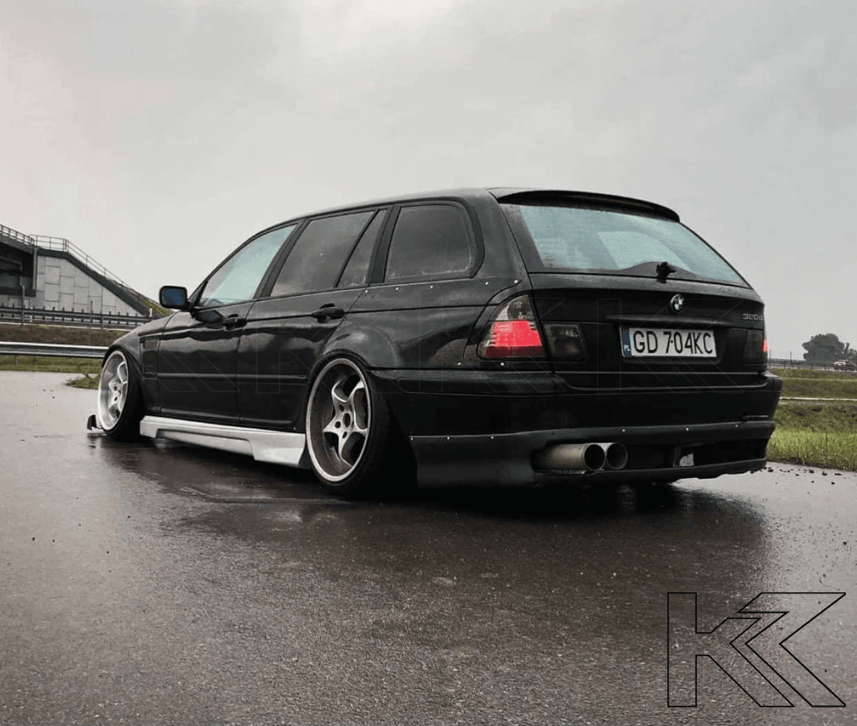 BMW 3-series E46 Wagon/Touring Smoked LED Taillights Set (1999-2005)