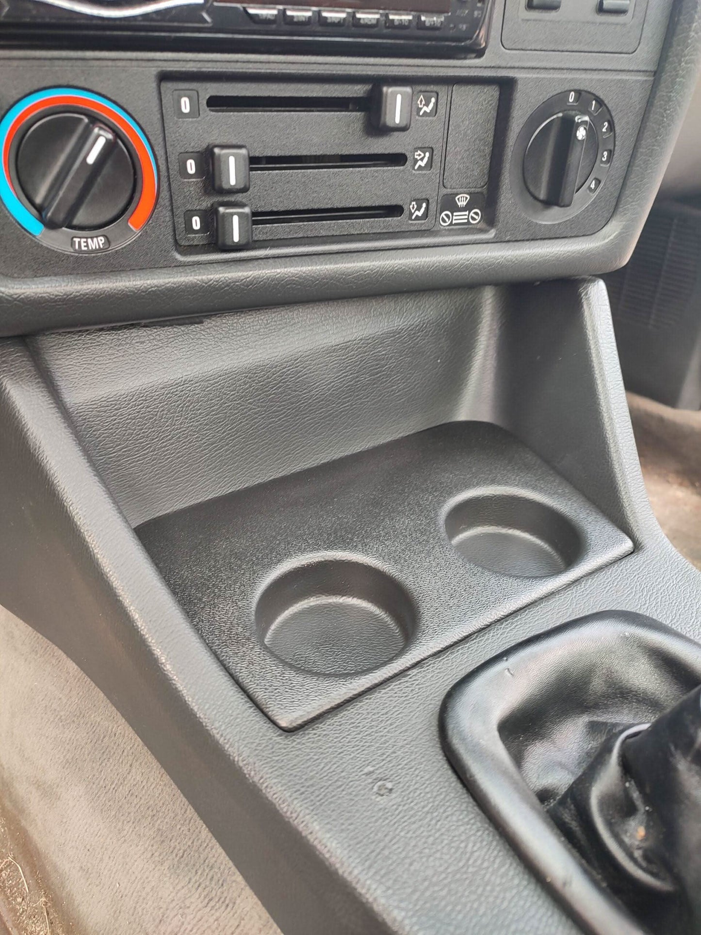 BMW E30 Modern Cup Holder V2