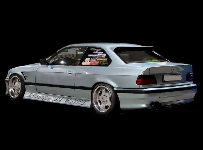 BMW E36 Vented Front Over-Fenders (1990-1999)