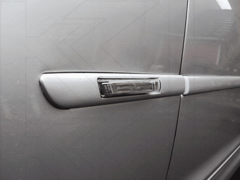 BMW E38 7-Series E46 M3 Crystal Light Bar Clear/Smoke Lens Amber/White LED Side Marker Light (1995-2006)