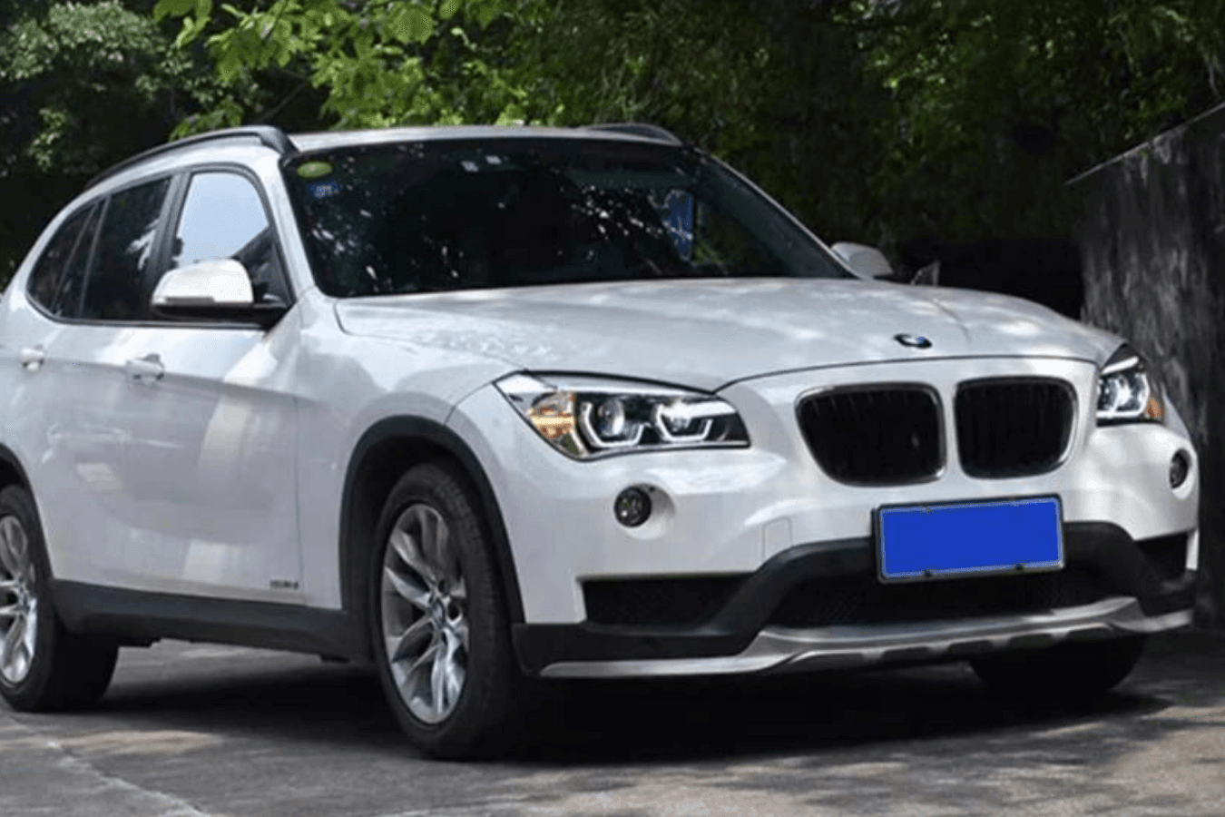 BMW E84 X1 Modern Style Angel Eye HID Bi-Xenon Headlights (2010 - 2015)