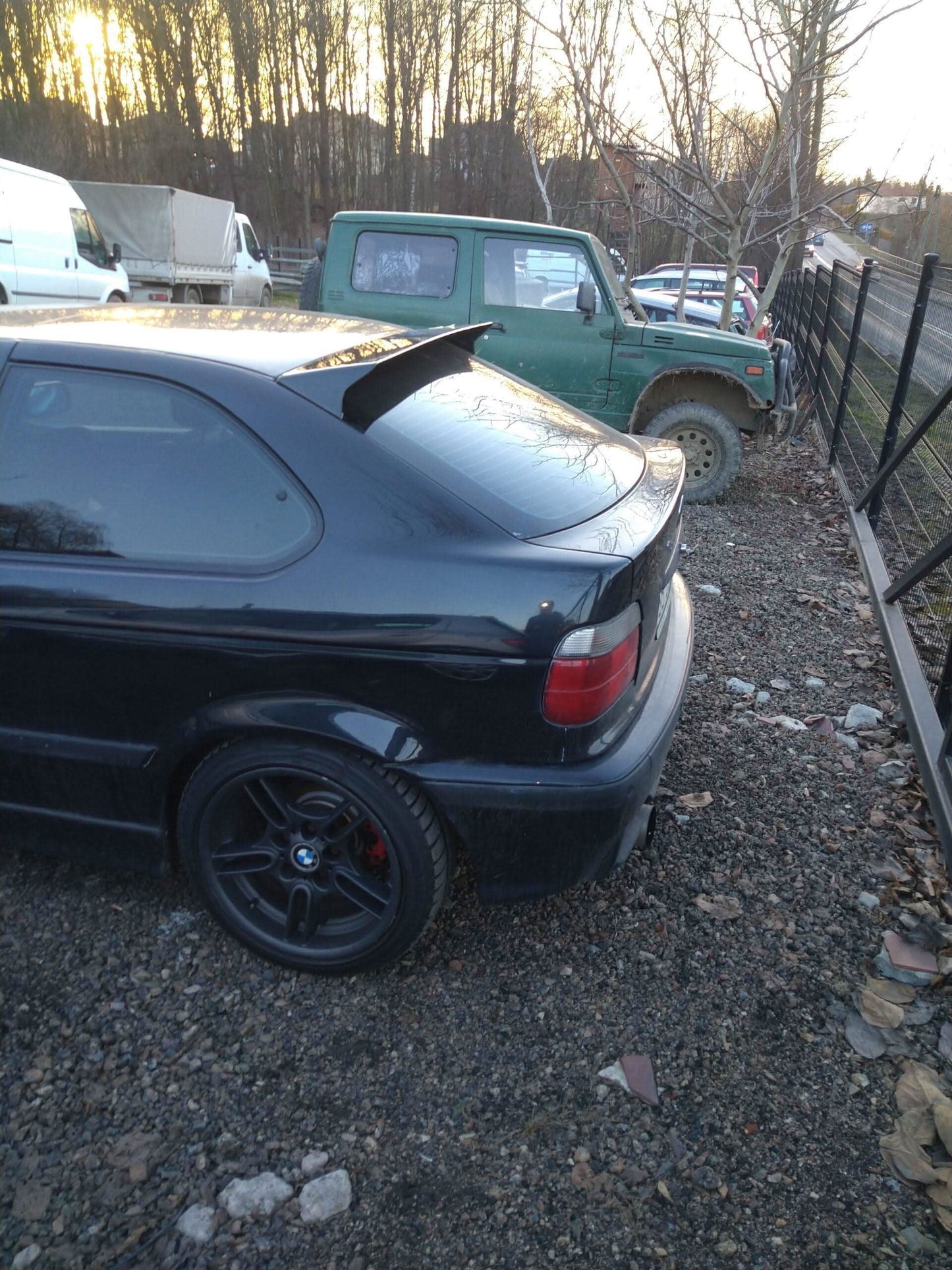 E36 Compact Roof Wing