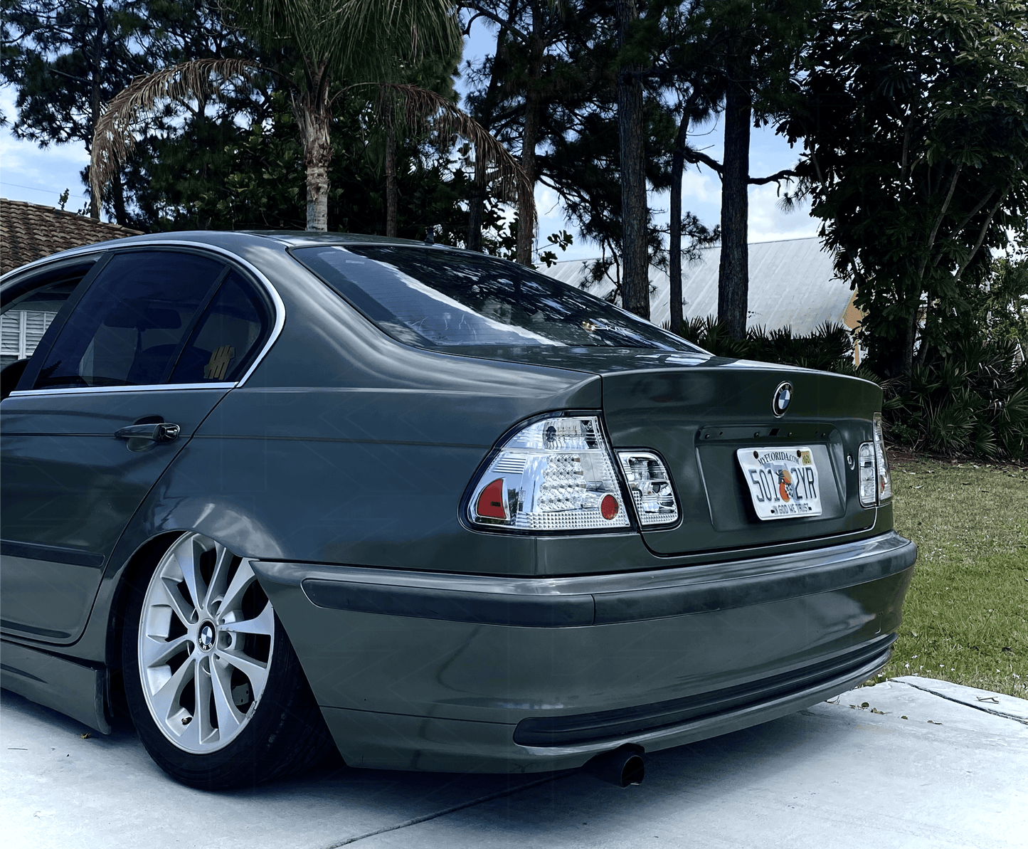 E46 Sedan Altezza Style Tail Lights (1998-2001)