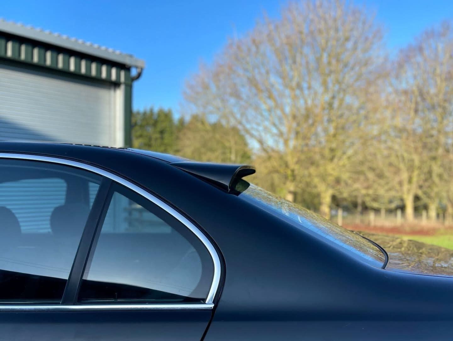 HM E39 Sedan Roof Wing
