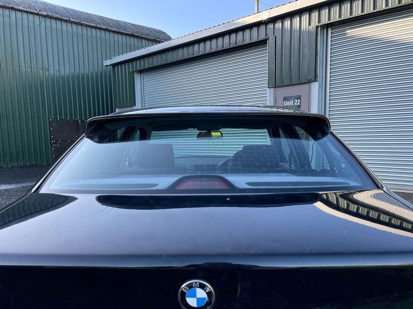 HM E39 Sedan Roof Wing
