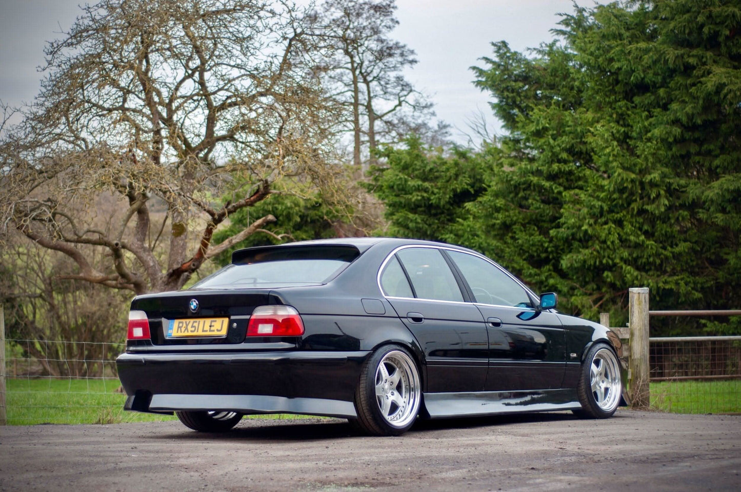 HM E39 Sedan Roof Wing