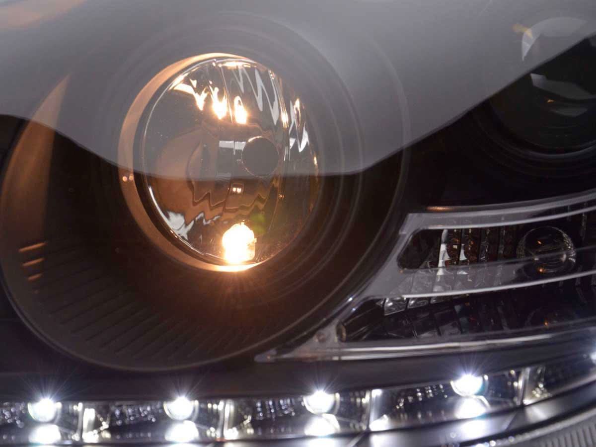 Mercedes Benz S-Class (220) Black LED Headlights with Daytime Running Lights (2002-2005)
