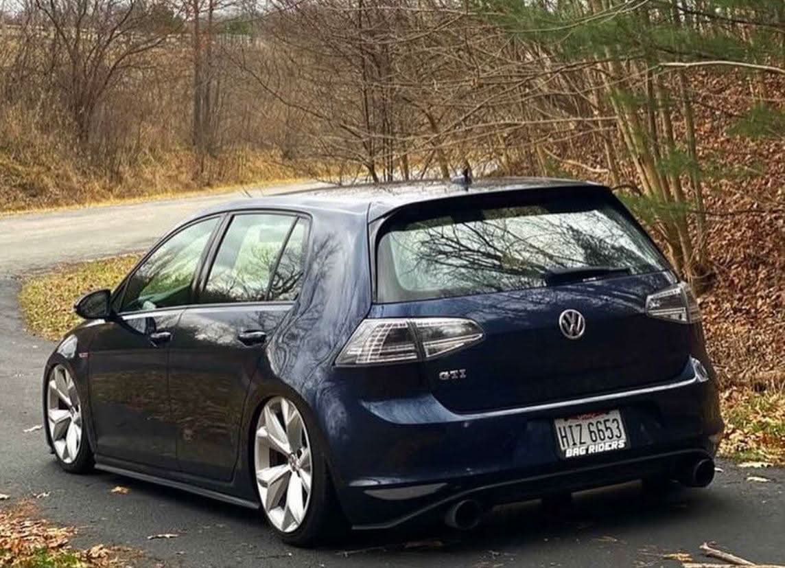 Volkswagen MK7 Golf/GTI/R - Clear/Black LED Tail Lights for Halogen Models (2012-2017)